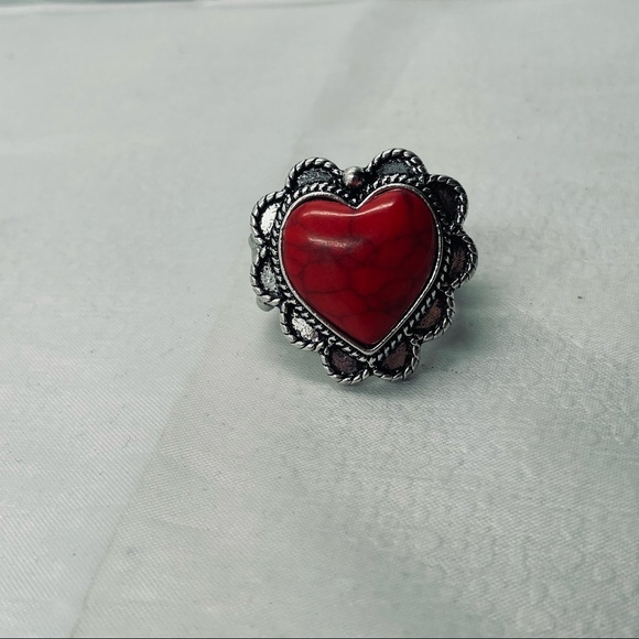 Paparazzi Heart Ring - Picture 2 of 8